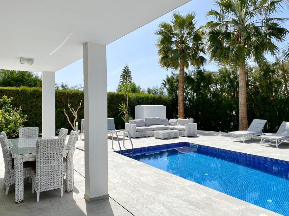 Luxury Villa Roma Near The Beach Coral Bay Zewnętrze zdjęcie